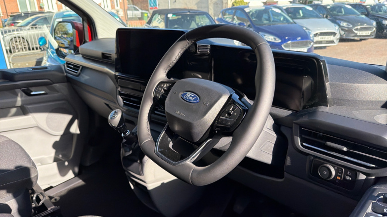 Ford Tourneo Custom 320 L2 Diesel Fwd 2.0 EcoBlue 136ps H1 Titanium 8 seater Auto